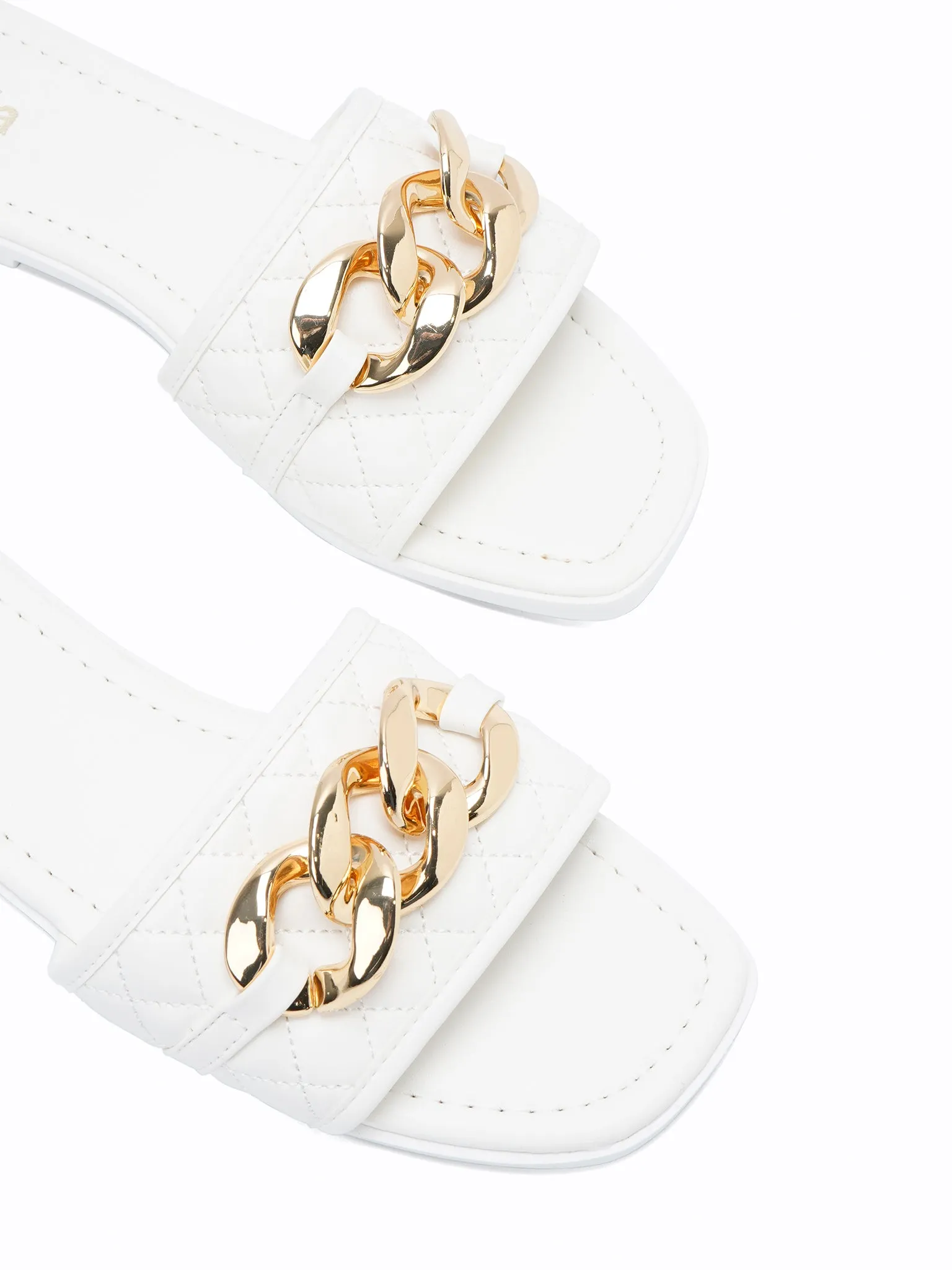 Yasmin Flat Slides